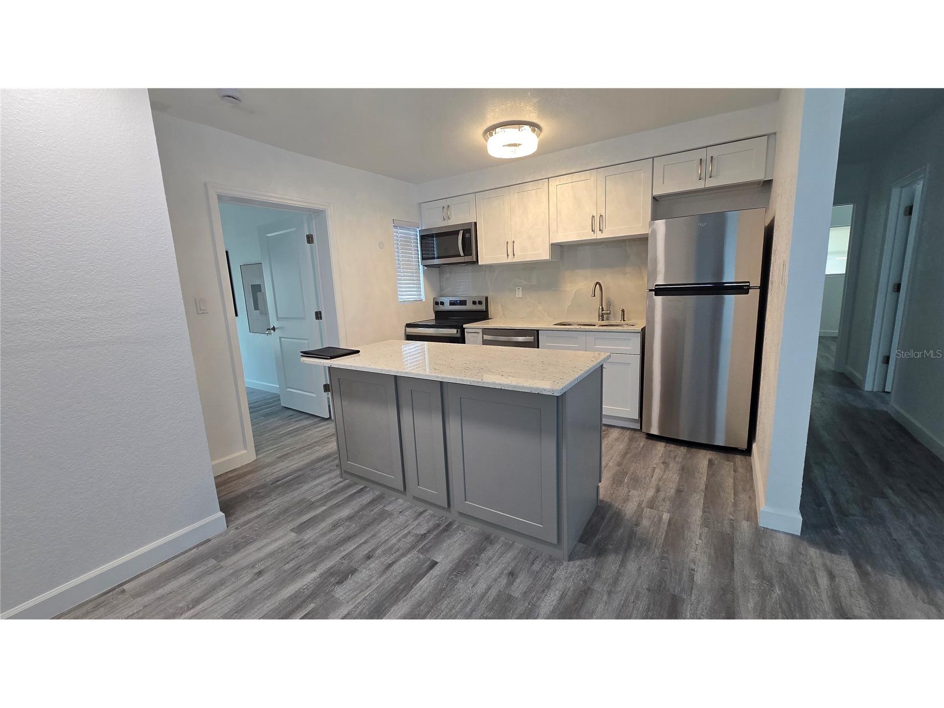 2827 16th Avenue S Saint Petersburg FL 33712 TB8488782 image6