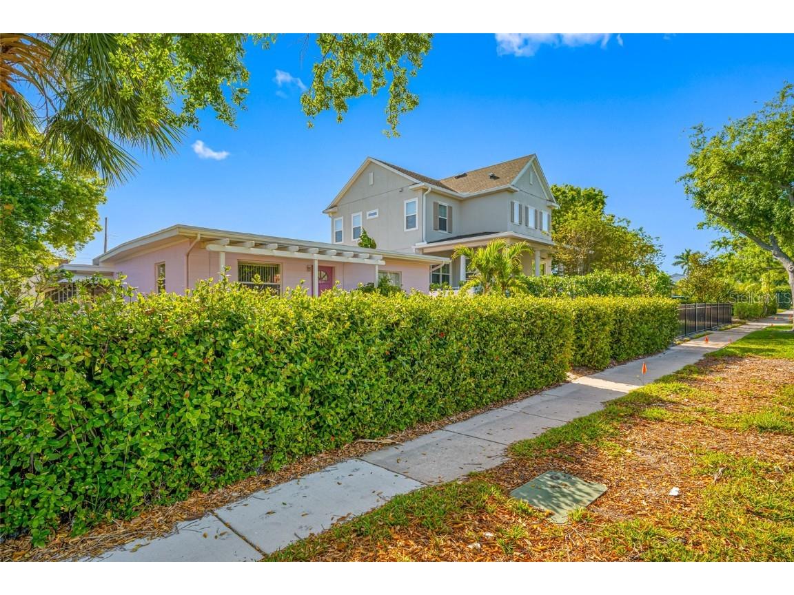 2827 1st Street NE Saint Petersburg FL 33704 TB8366395 image22