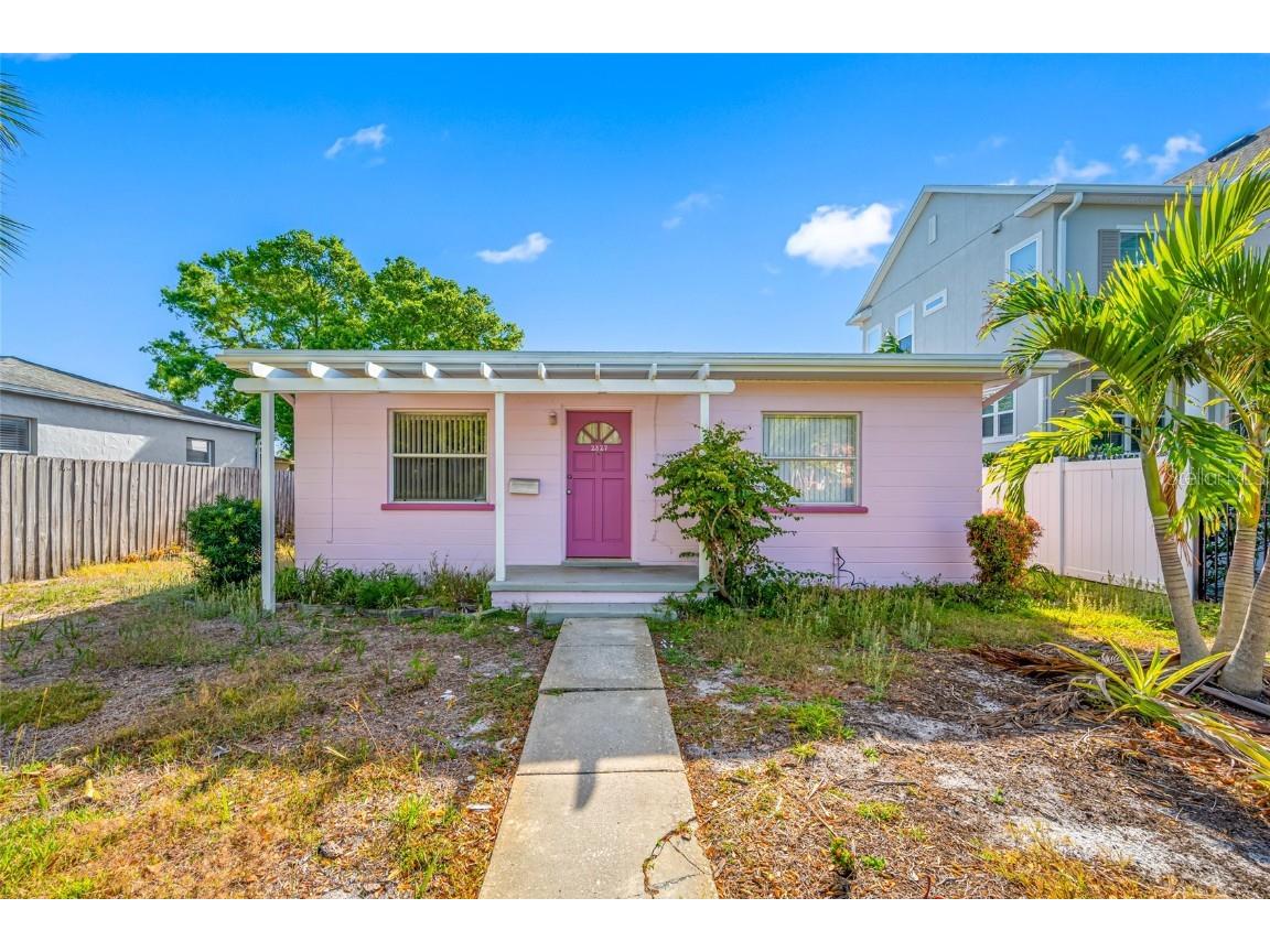 2827 1st Street NE Saint Petersburg FL 33704 TB8366395 image3
