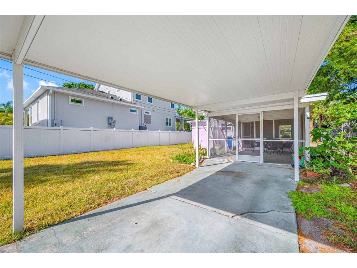 2827 1st Street NE Saint Petersburg FL 33704 TB8366395 image5