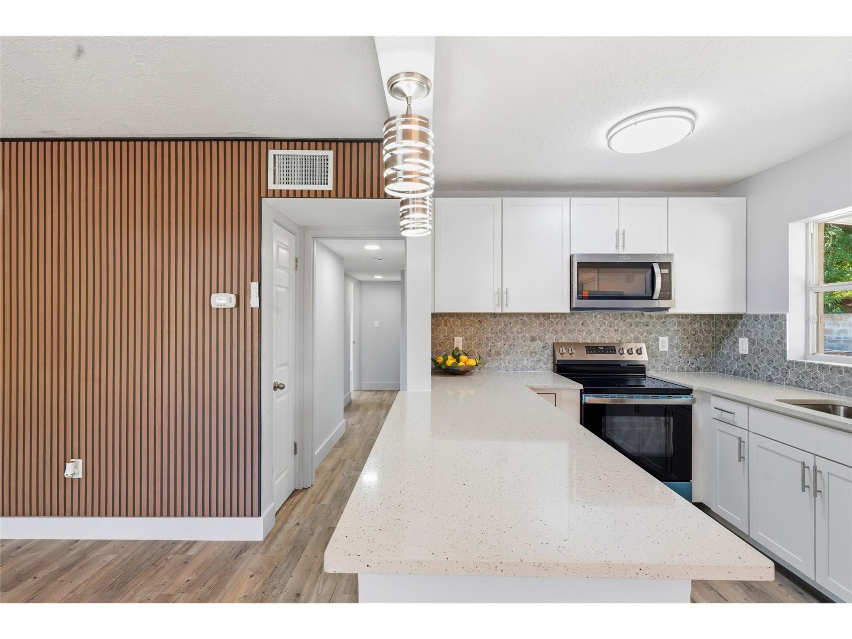 2827 22nd Street W Bradenton FL 34205 A4692076 image13