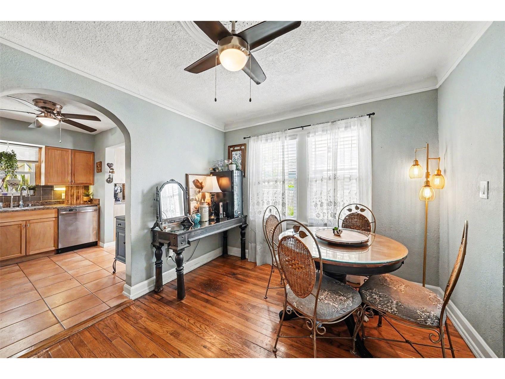 2827 9th Avenue N Saint Petersburg FL 33713 TB8505963 image8