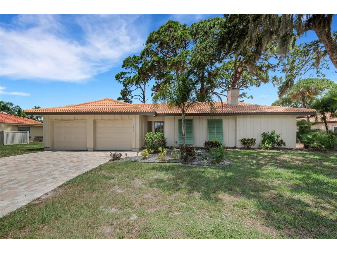 2827 Hardee Drive Sarasota FL 34231 A4582851 image1