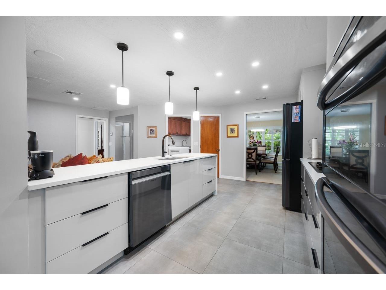 2827 Pheasant Run Clearwater FL 33759 TB8515898 image19