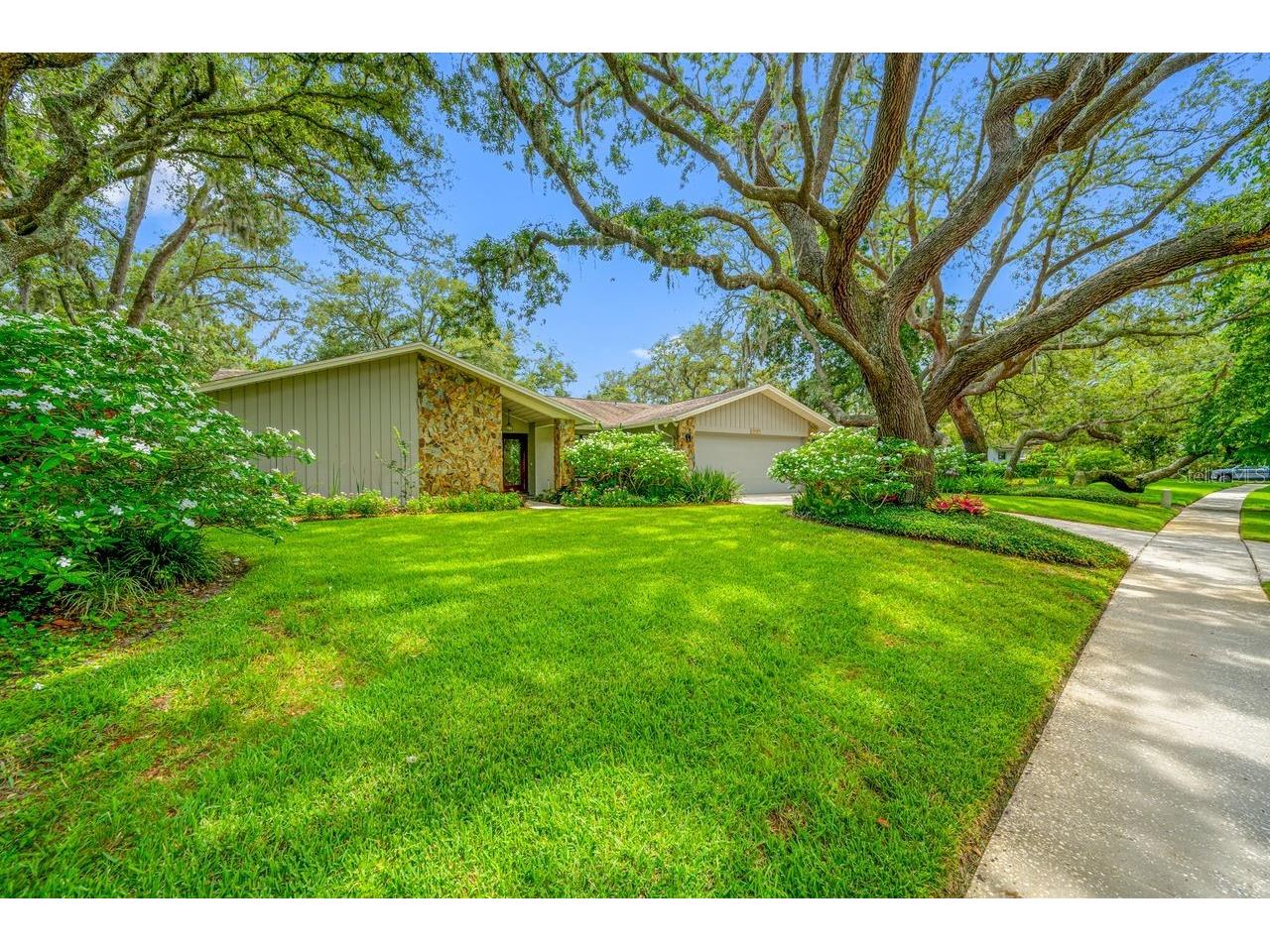 2827 Pheasant Run Clearwater FL 33759 TB8515898 image86