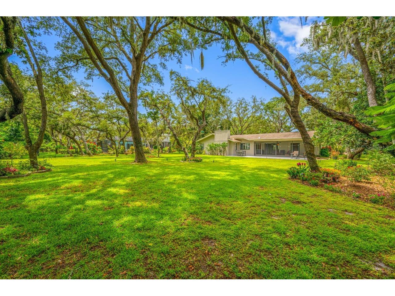 2827 Pheasant Run Clearwater FL 33759 TB8515898 image90