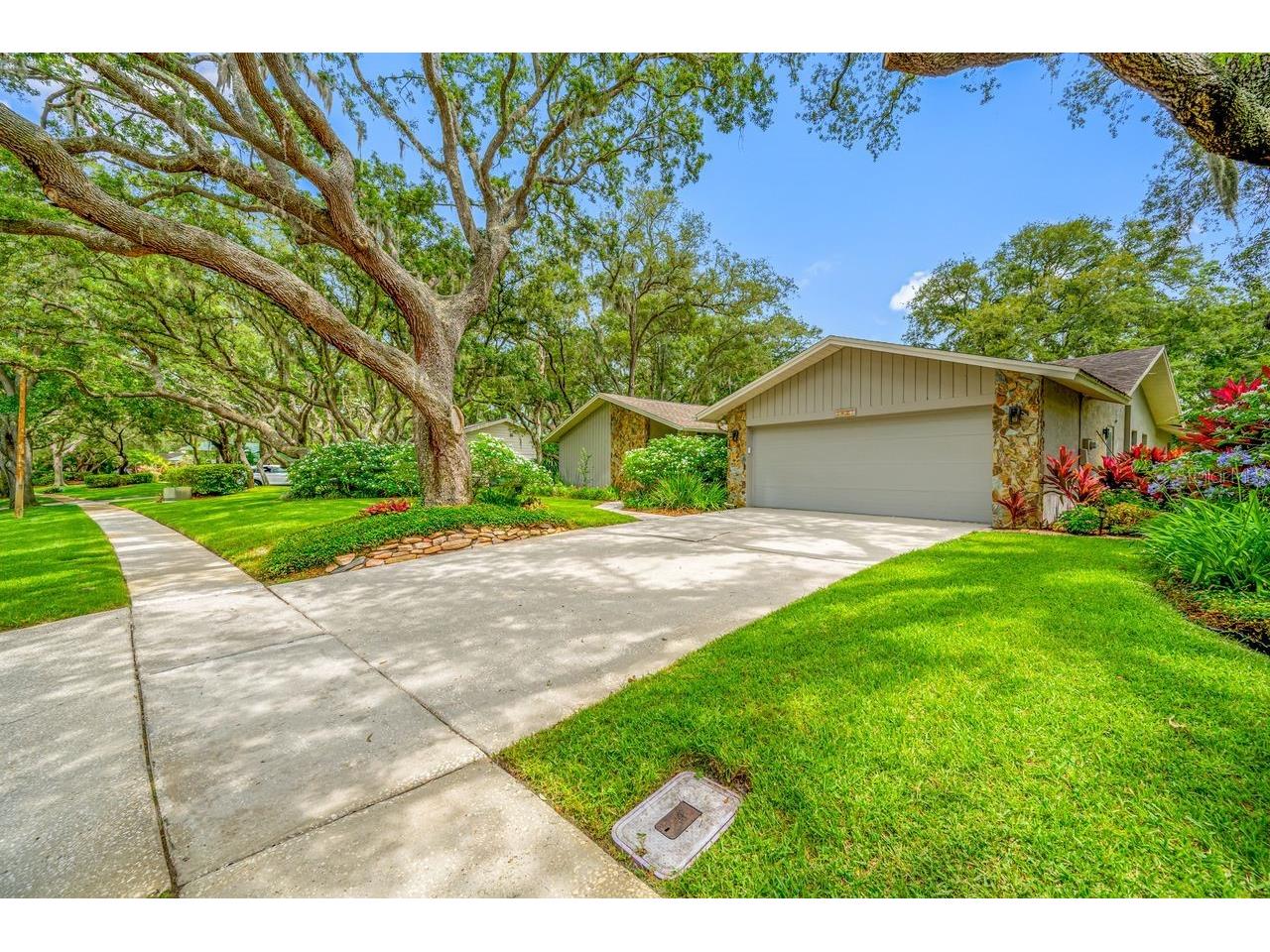 2827 Pheasant Run Clearwater FL 33759 TB8515898 image91