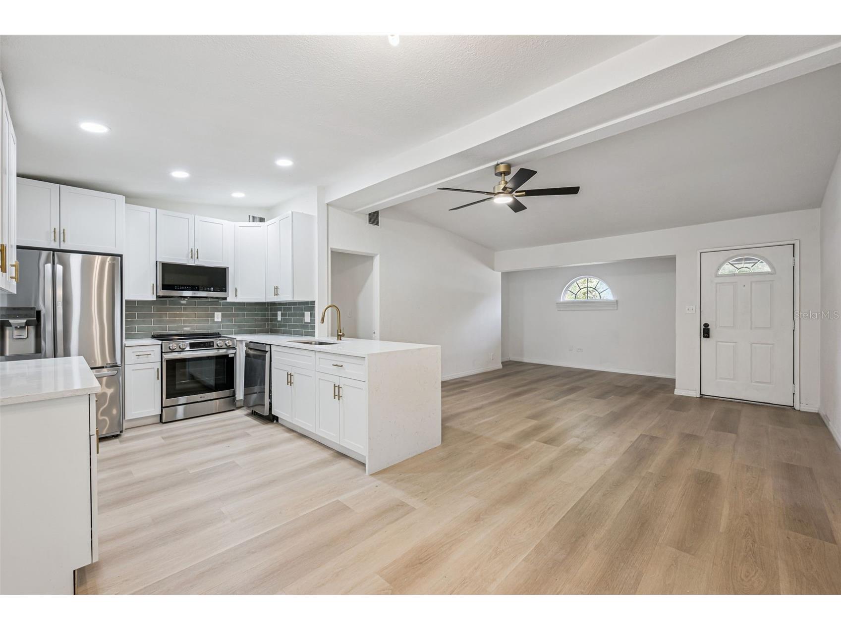 2827 S Park Avenue Sanford FL 32773 O6378201 image8