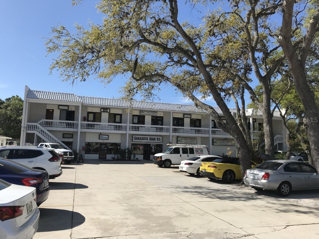 2828 Clark Road 10, Sarasota, FL, 34231 MLS A4545997 Edina Realty