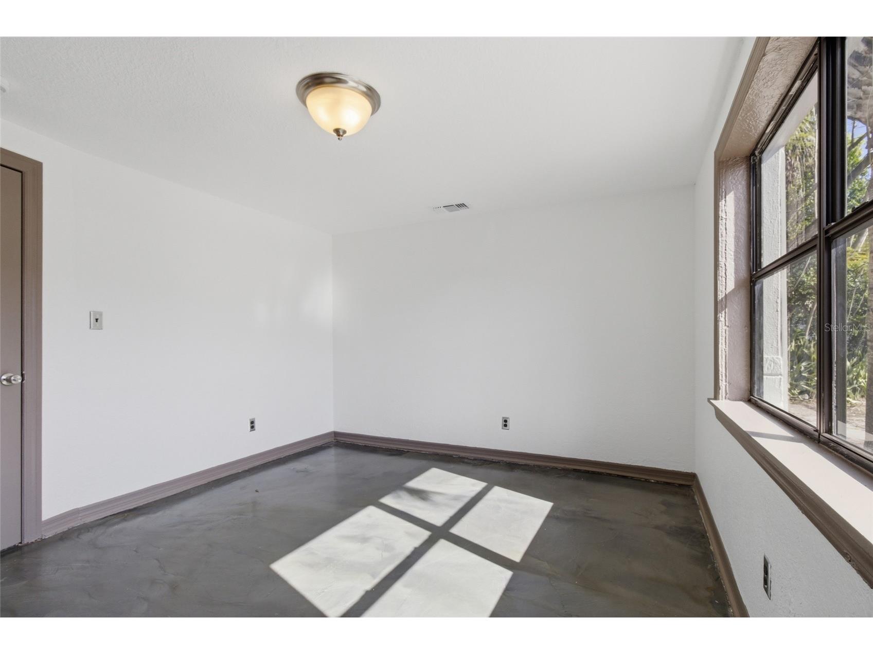 2828 N Elmore Avenue Tampa FL 33602 TB8495301 image15