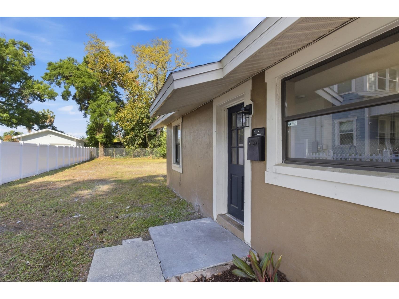 2828 N Elmore Avenue Tampa FL 33602 TB8495301 image3
