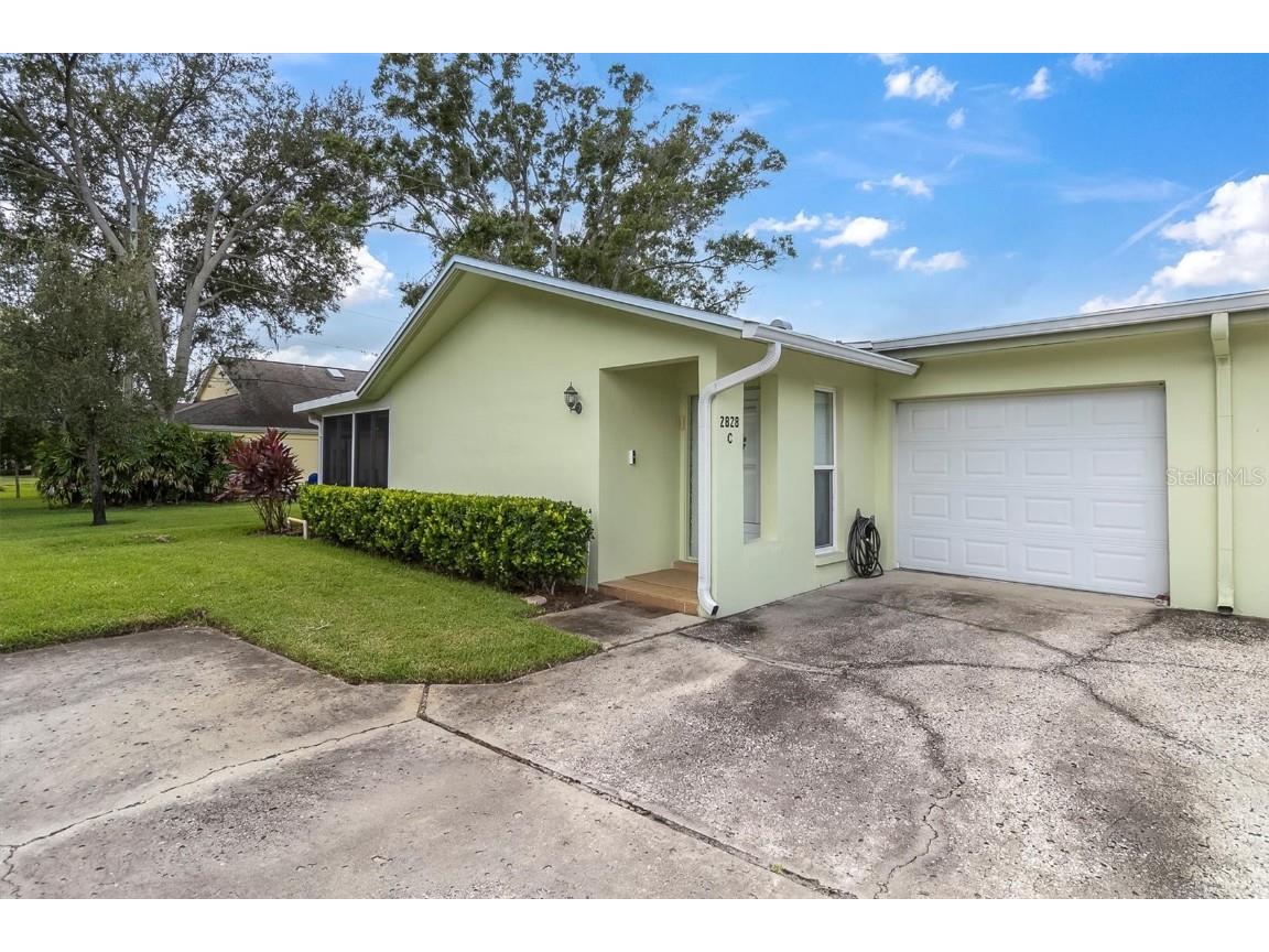 2828 Sherbrooke Lane #C Palm Harbor FL 34684 TB8429395 image1