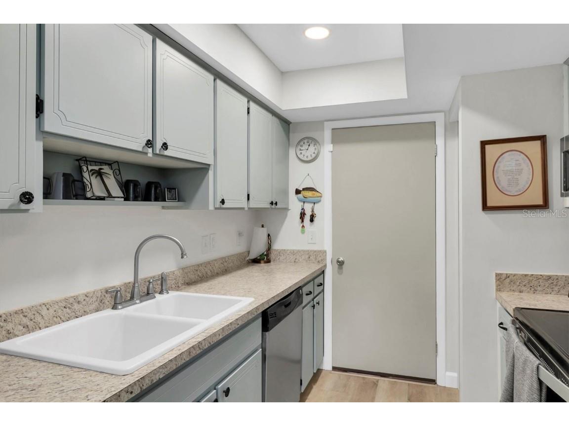 2828 Sherbrooke Lane #C Palm Harbor FL 34684 TB8429395 image9