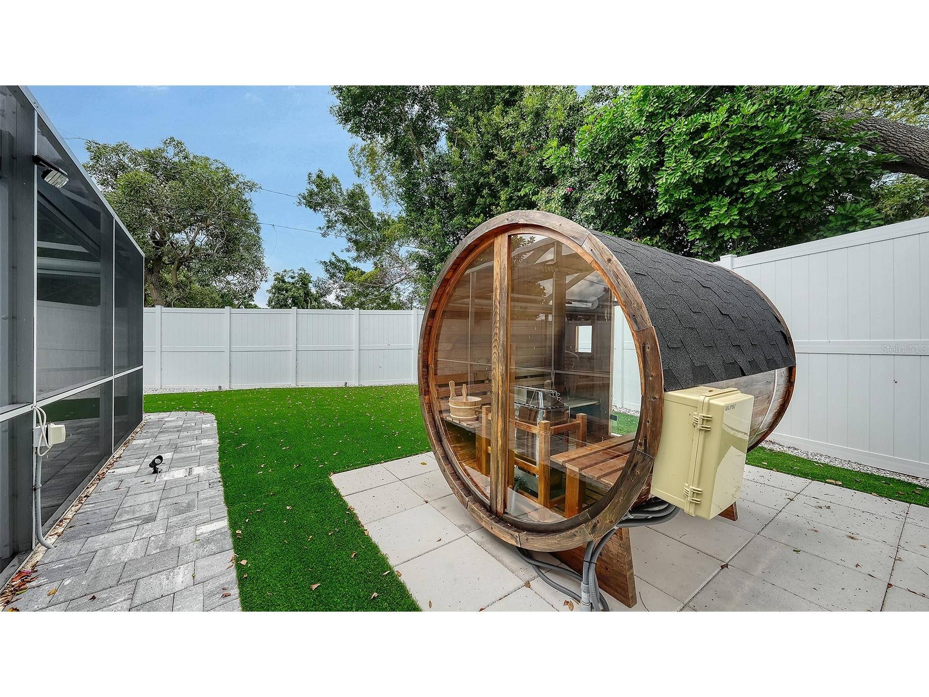2828 Suncrest Drive Sarasota FL 34239 A4698395 image28