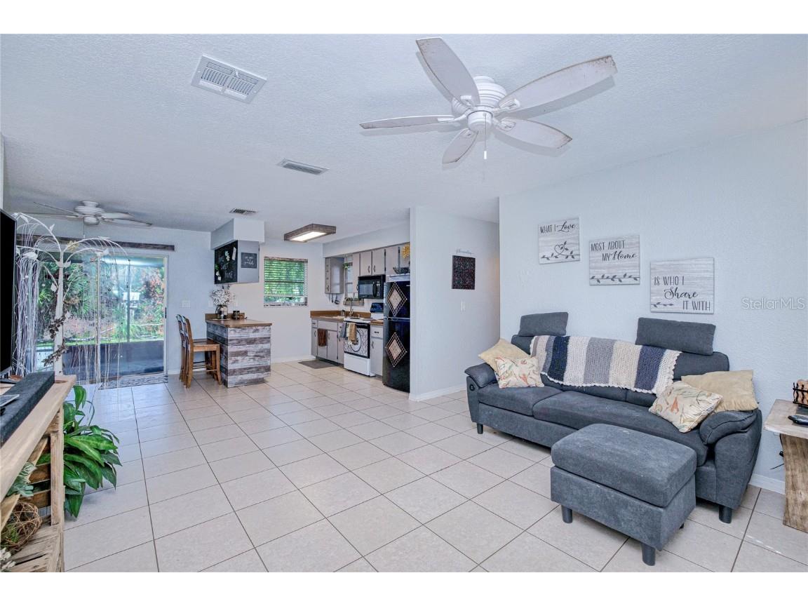 28286 S Twin Lakes Drive Punta Gorda FL 33955 C7516897 image2