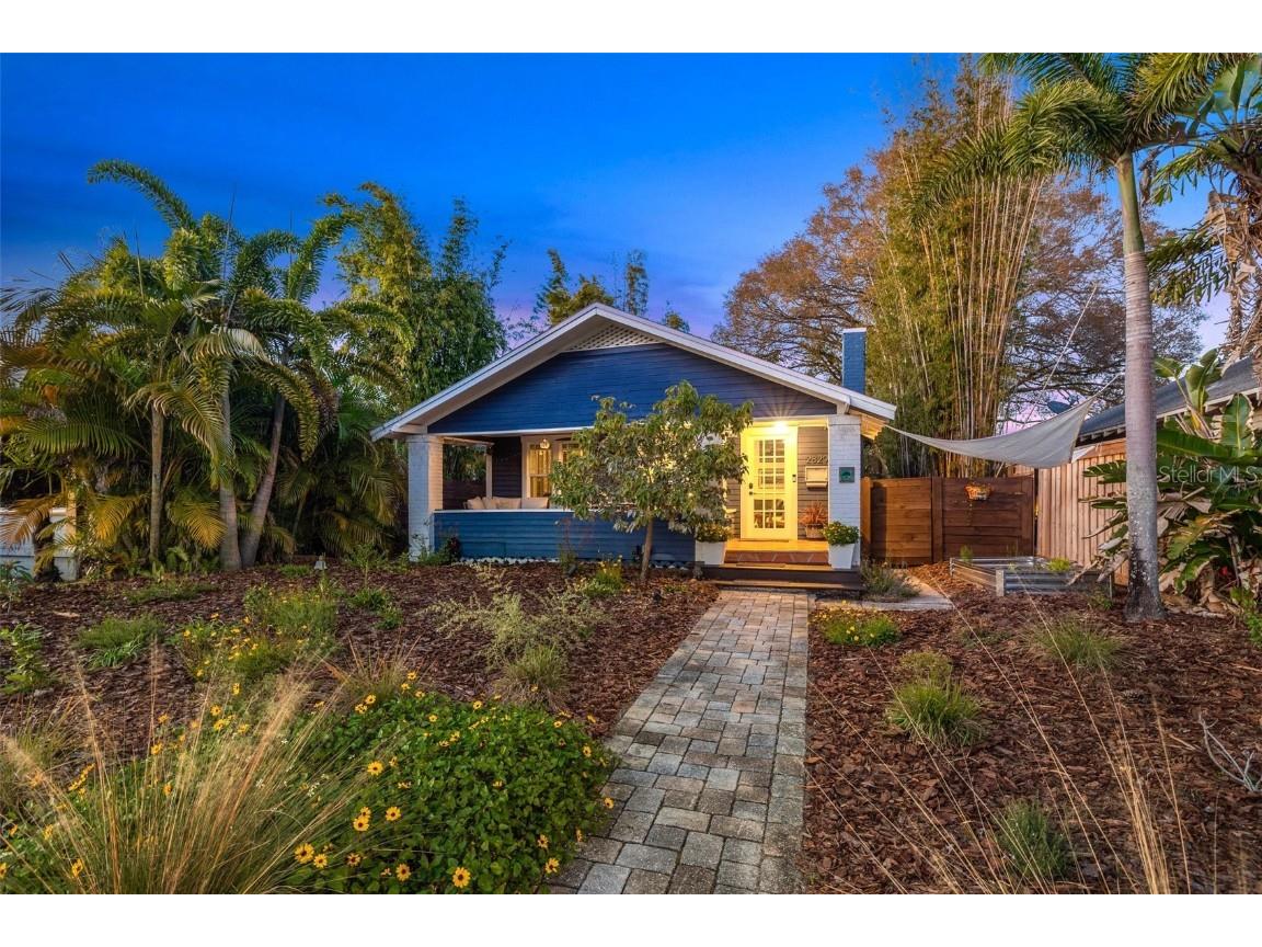 2829 Dartmouth Avenue N Saint Petersburg FL 33713 U8230778 image1