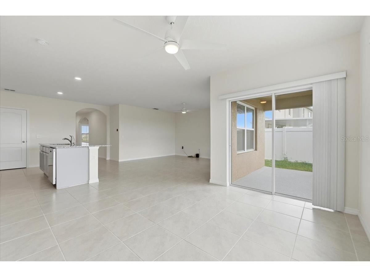 2829 Grandbury Grove Road Lakeland FL 33811 TB8487478 image10