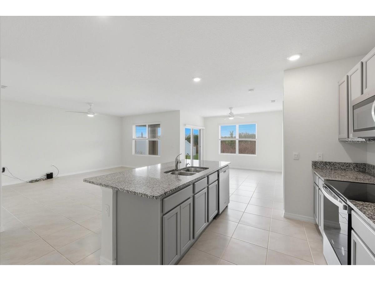 2829 Grandbury Grove Road Lakeland FL 33811 TB8487478 image12