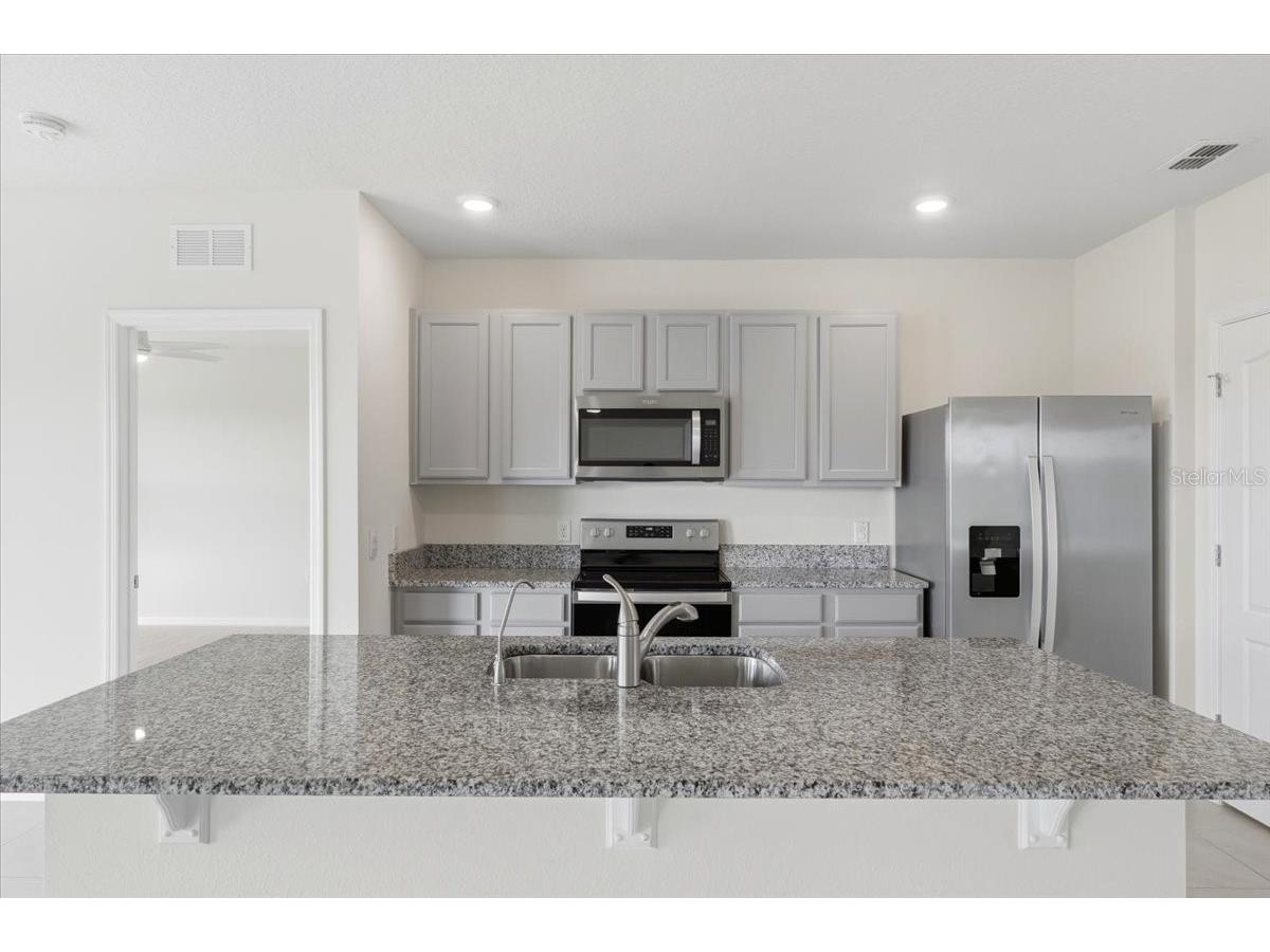 2829 Grandbury Grove Road Lakeland FL 33811 TB8487478 image13