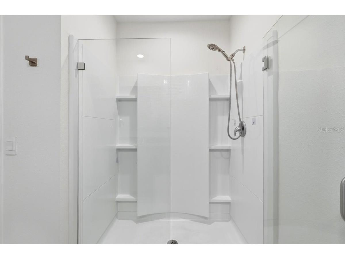 2829 Grandbury Grove Road Lakeland FL 33811 TB8487478 image21