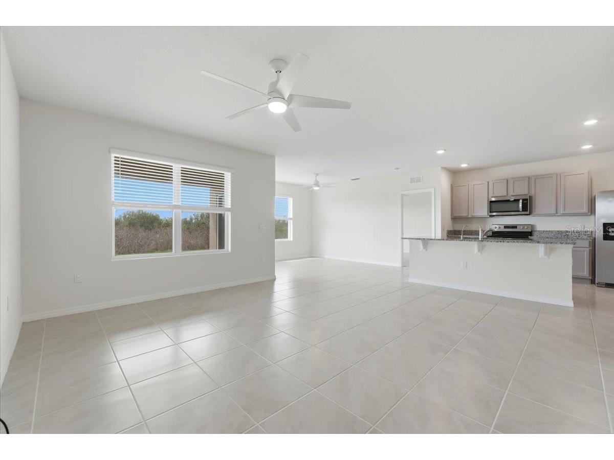 2829 Grandbury Grove Road Lakeland FL 33811 TB8487478 image4