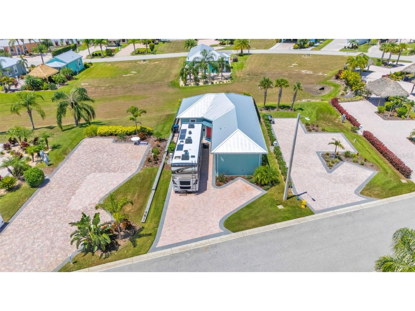 2829 Snowy Egret Drive Polk City FL 33868 L4954569 image1