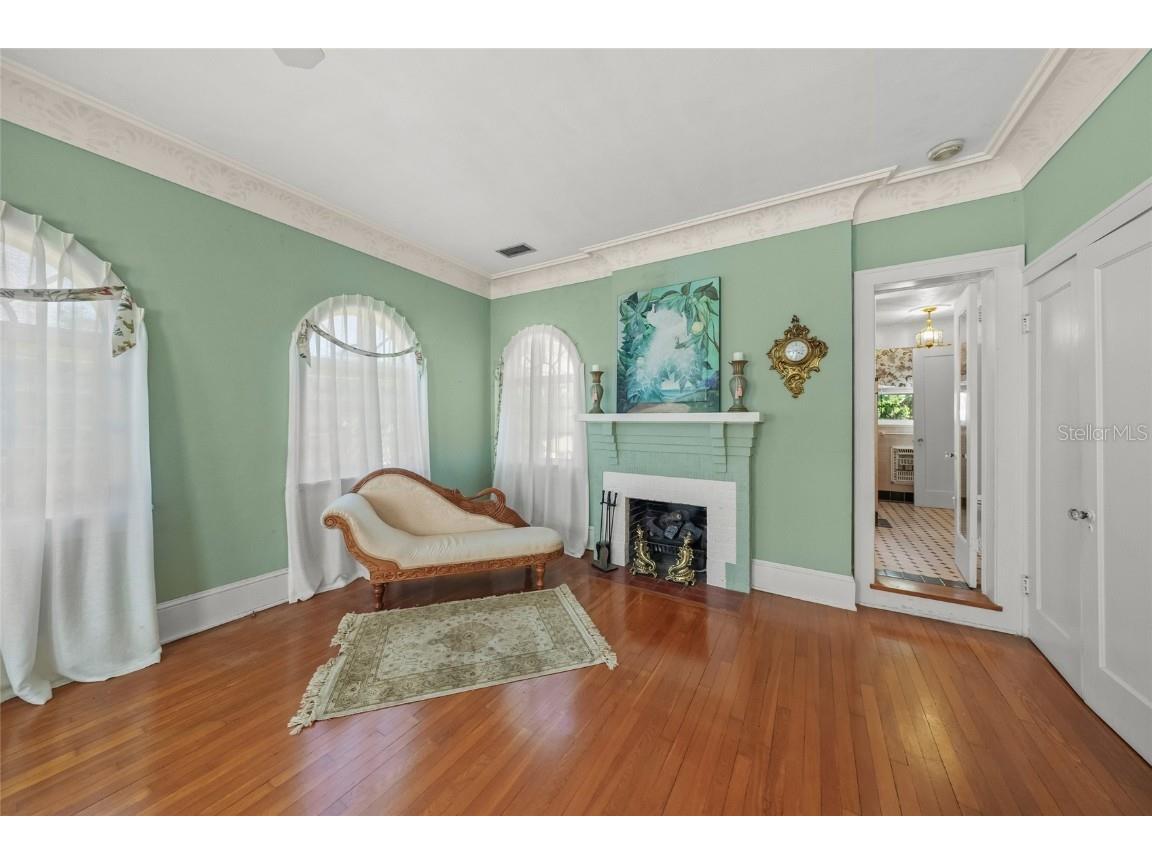 2830 Bay Shore Circle Sarasota FL 34234 A4665647 image13