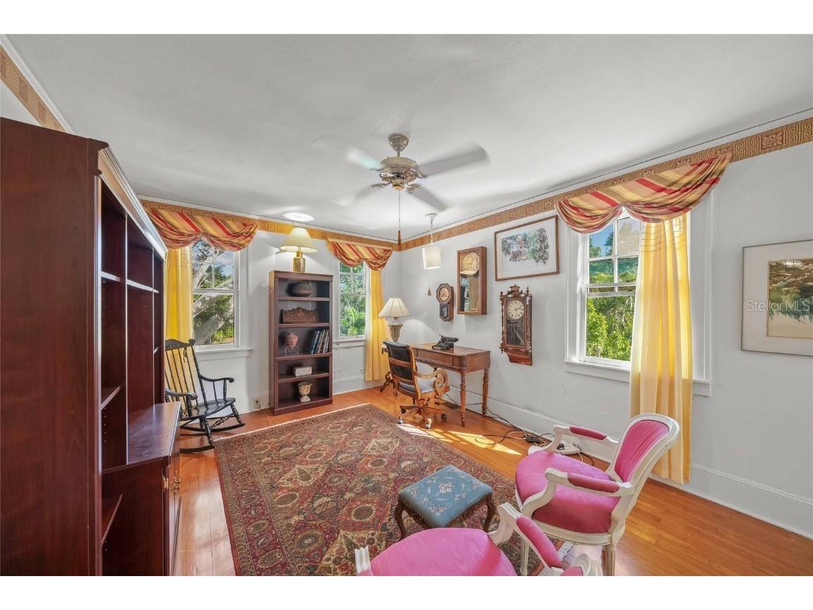 2830 Bay Shore Circle Sarasota FL 34234 A4665647 image17