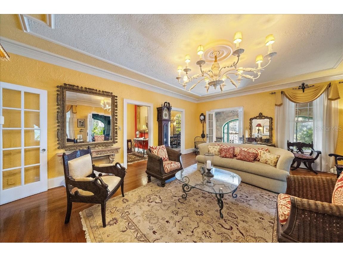 2830 Bay Shore Circle Sarasota FL 34234 A4665647 image20