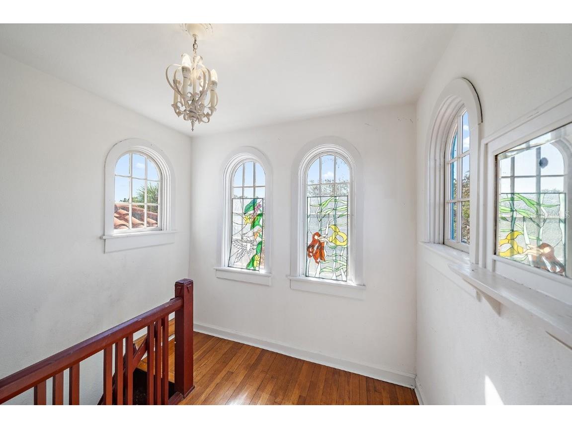 2830 Bay Shore Circle Sarasota FL 34234 A4665647 image4