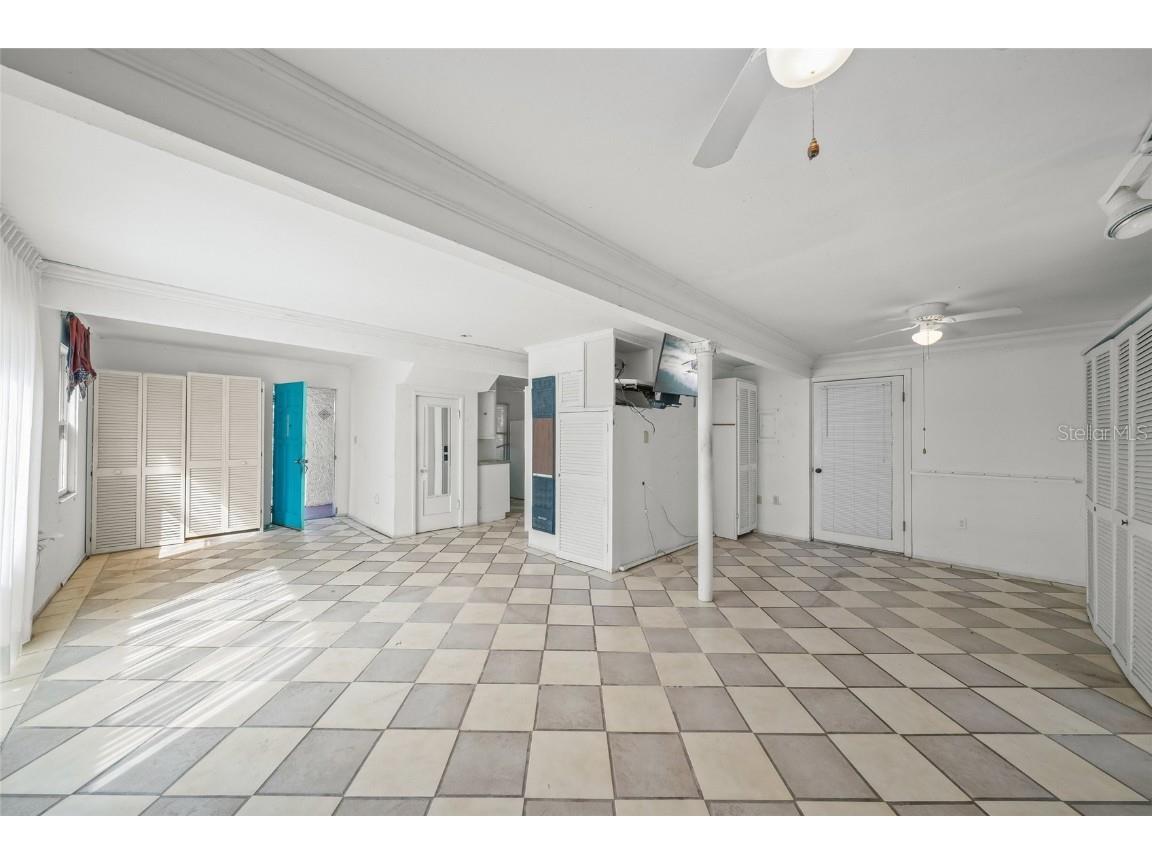 2830 Bay Shore Circle Sarasota FL 34234 A4665647 image53