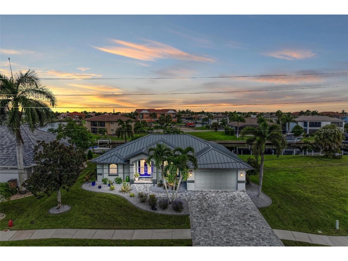 2830 Magdalina Drive Punta Gorda FL 33950 C7497145 image1