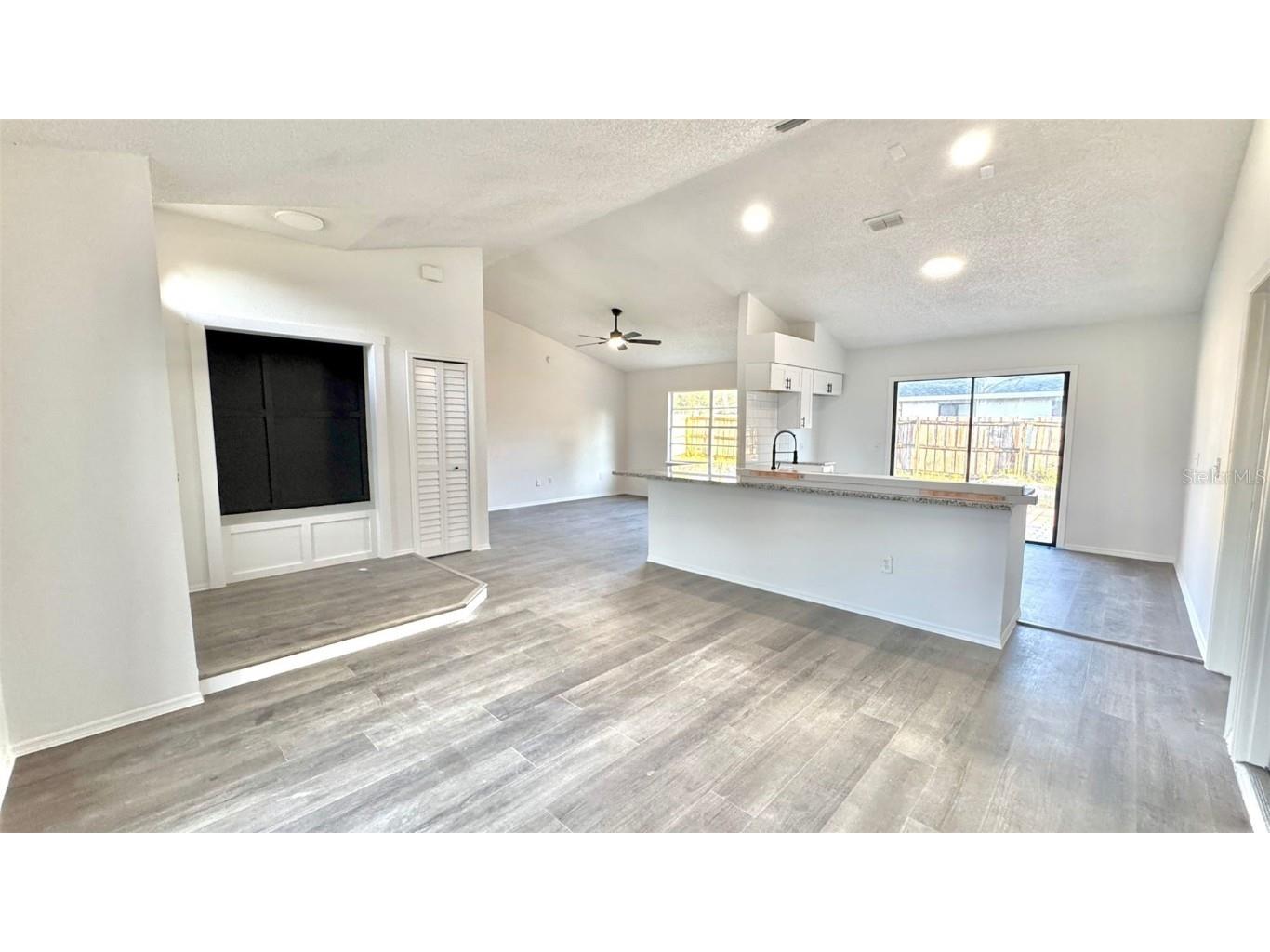 2830 Surf Drive Deltona FL 32738 TB8454446 image4