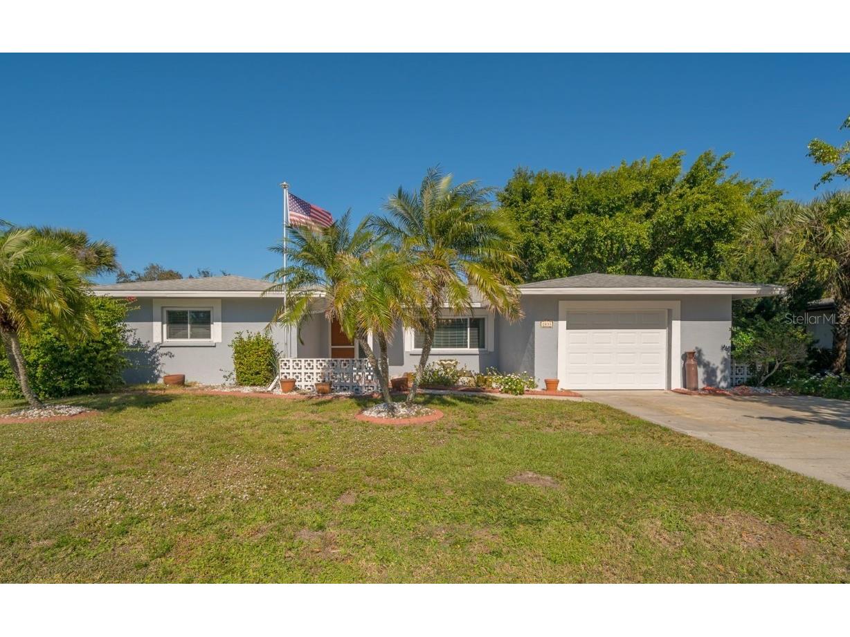 2831 Post Road Sarasota FL 34231 A4556712 image1