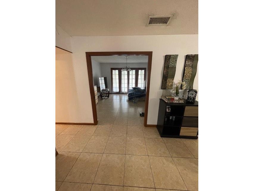 2831 S M U Boulevard Orlando FL 32817 O6287640 image5