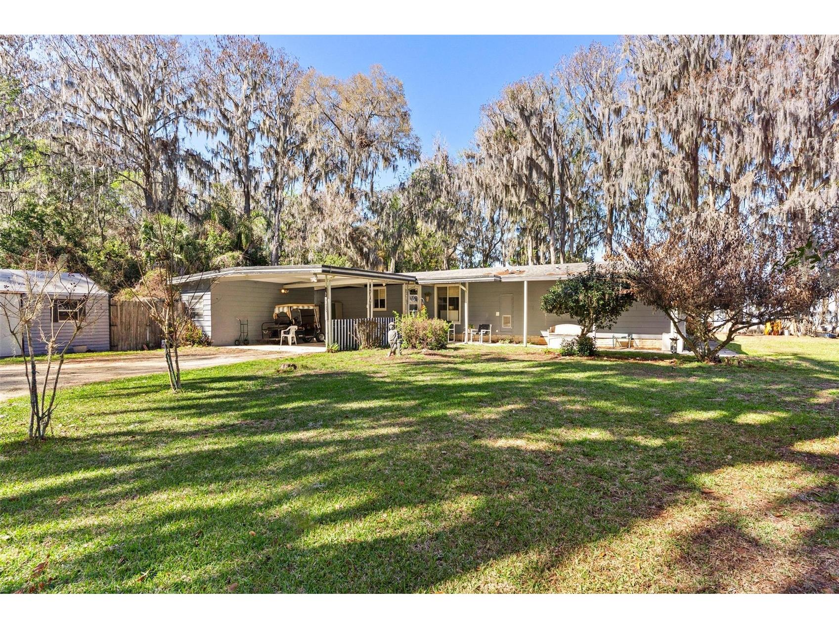 28315 Private Road Okahumpka FL 34762 - LAKE HARRIS G5109343 image5