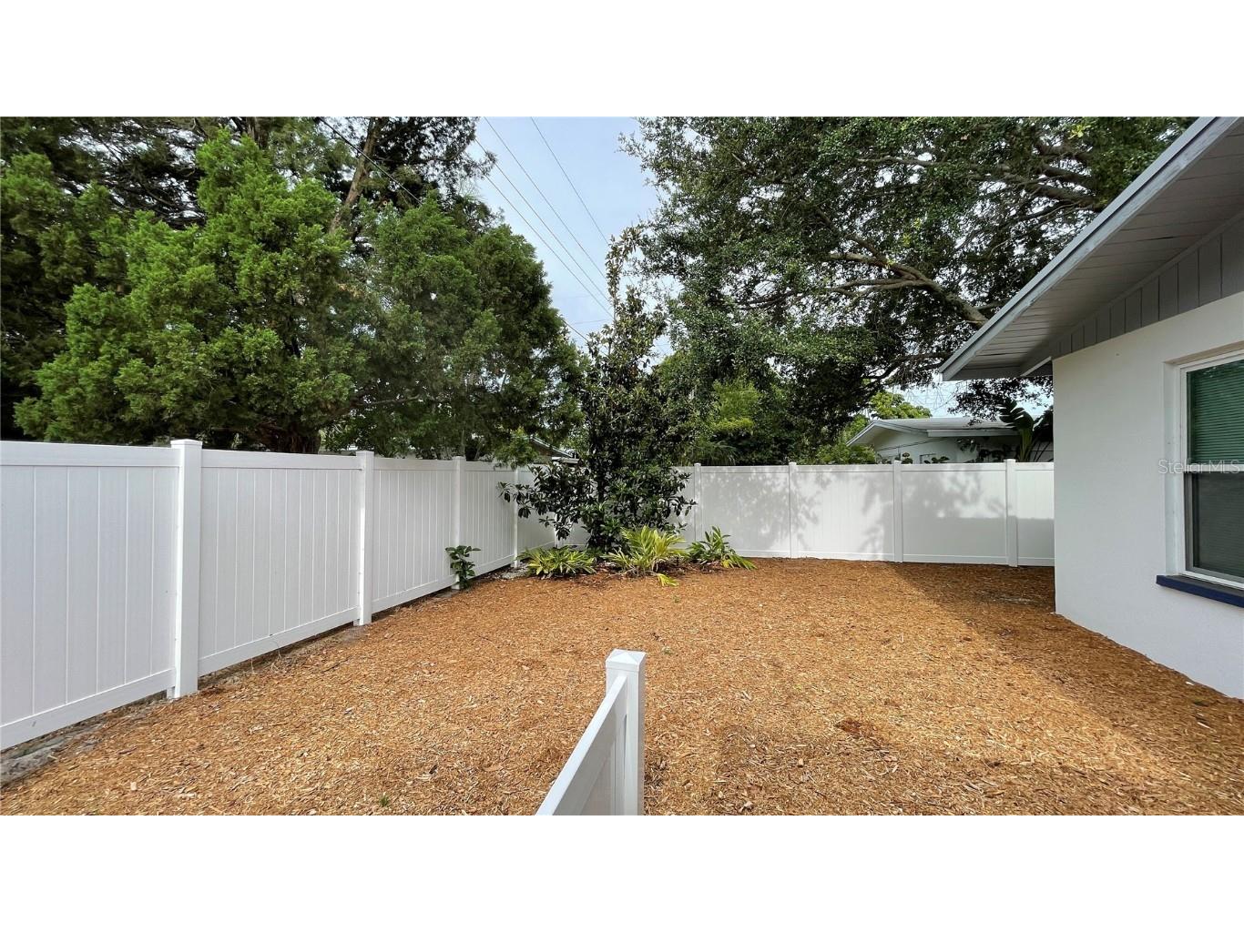 2832 Bay Street Sarasota FL 34237 A4668881 image25