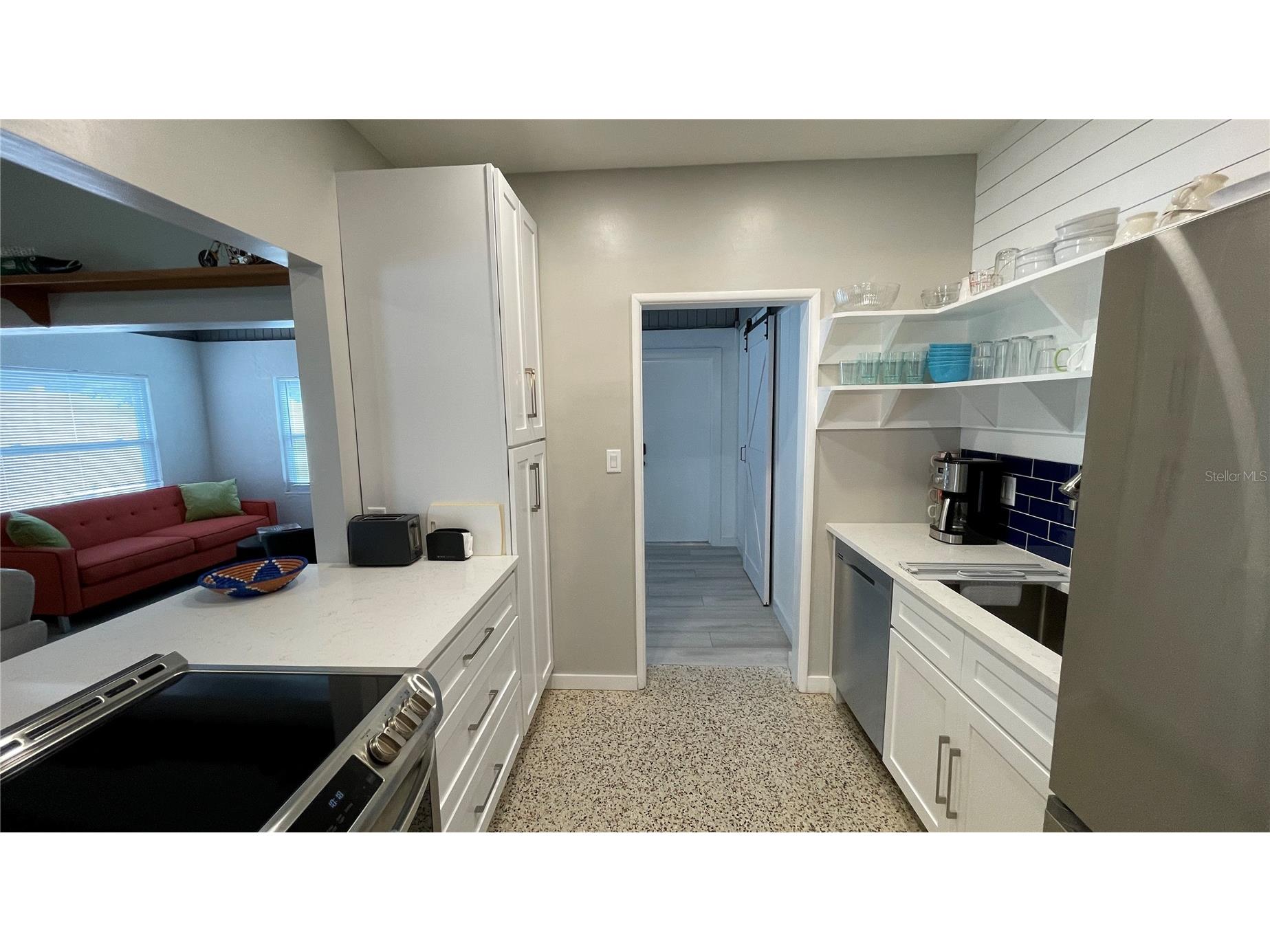 2832 Bay Street Sarasota FL 34237 A4689721 image8