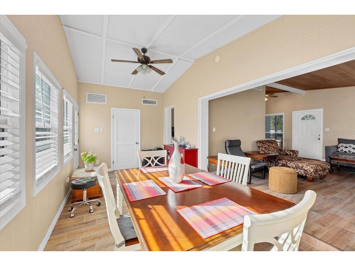 2832 Novus Street Sarasota FL 34237 A4670673 image15