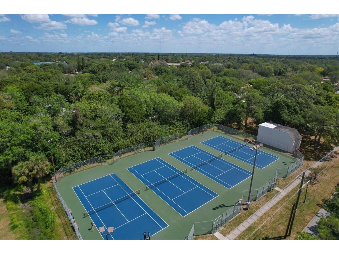 2832 Novus Street Sarasota FL 34237 A4670673 image34