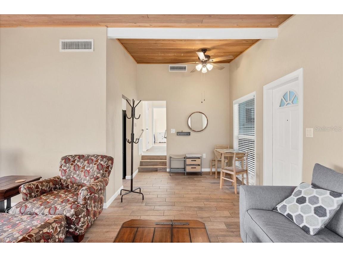 2832 Novus Street Sarasota FL 34237 A4670673 image4