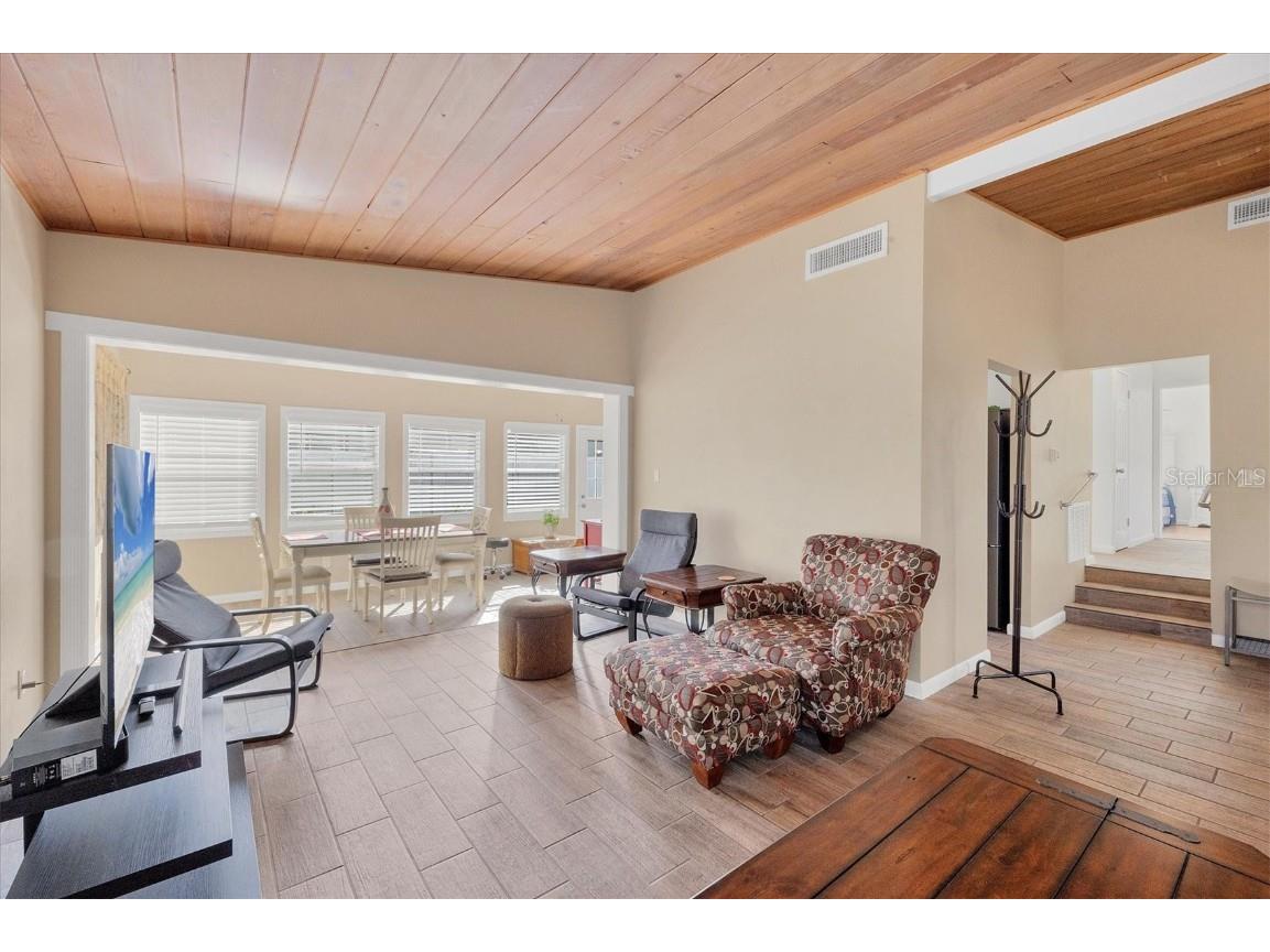 2832 Novus Street Sarasota FL 34237 A4670673 image7