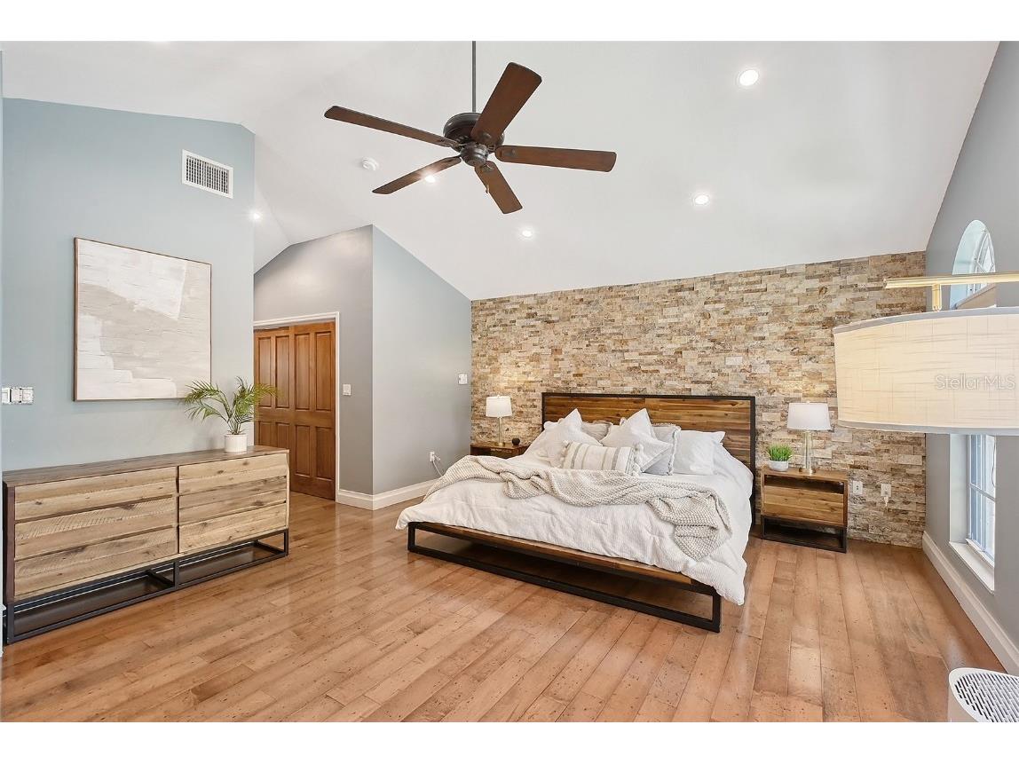 2833 Bay Shore Circle Sarasota FL 34234 A4648576 image18