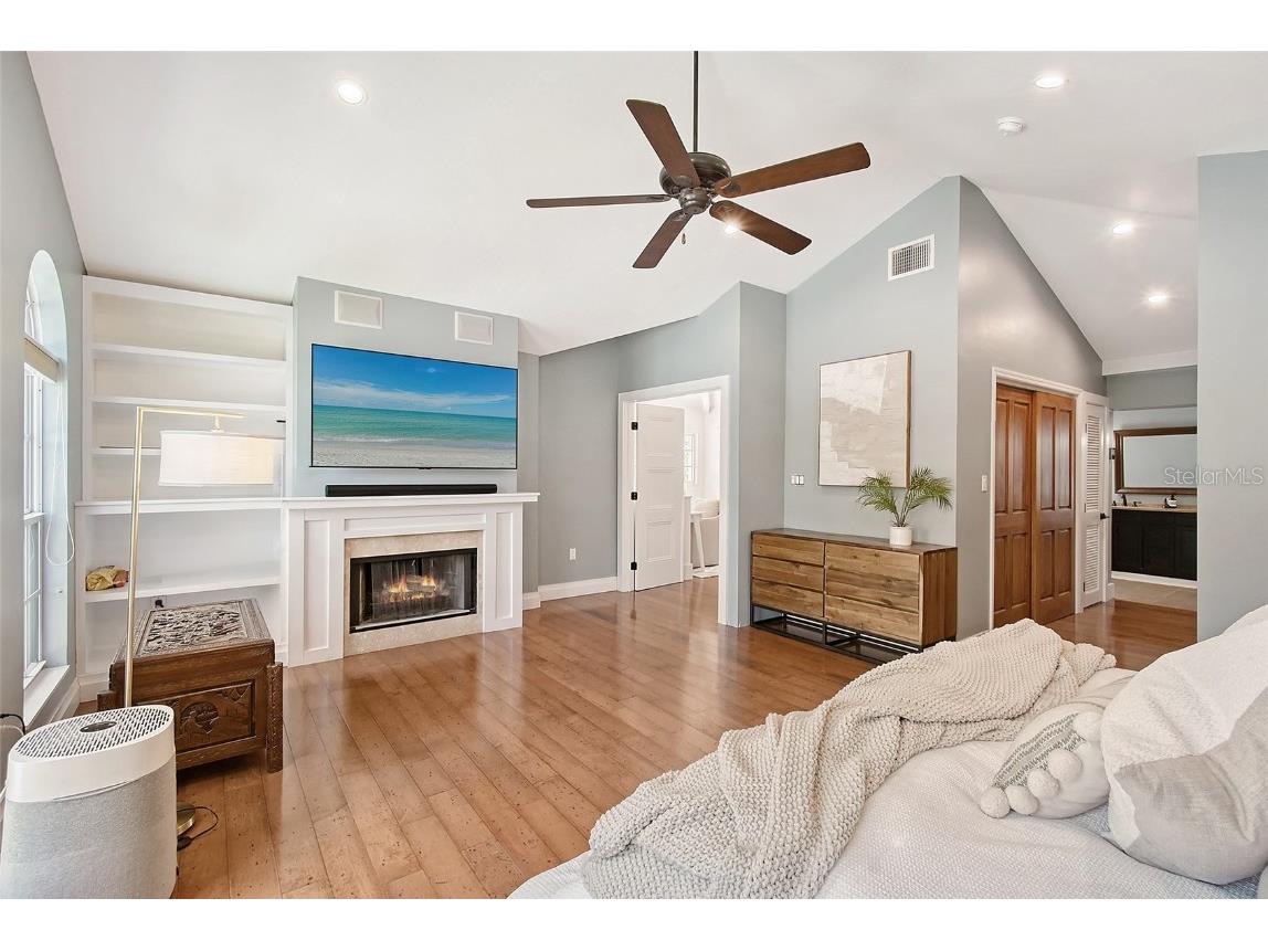 2833 Bay Shore Circle Sarasota FL 34234 A4648576 image19