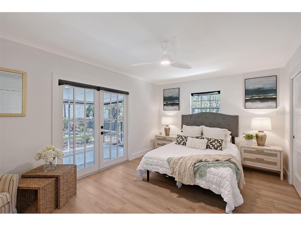 2833 Bay Shore Circle Sarasota FL 34234 A4648576 image29