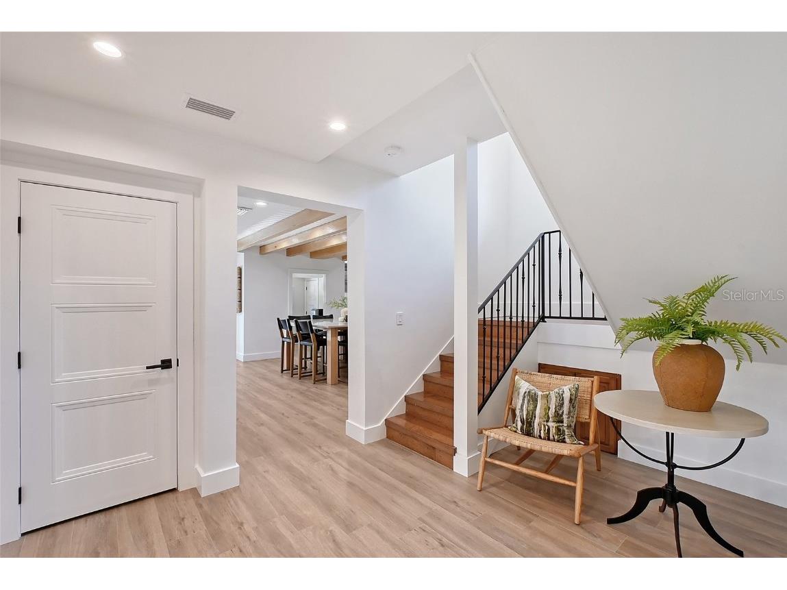 2833 Bay Shore Circle Sarasota FL 34234 A4648576 image35