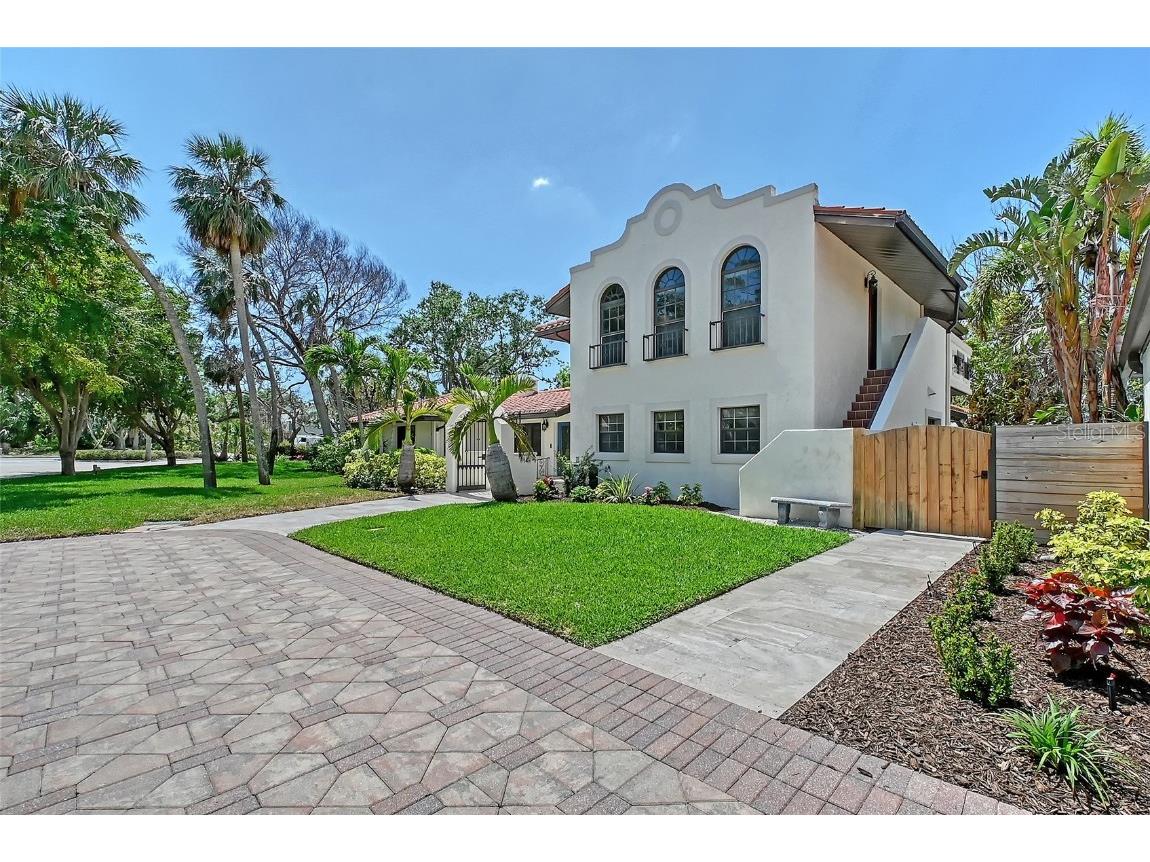 2833 Bay Shore Circle Sarasota FL 34234 A4648576 image39