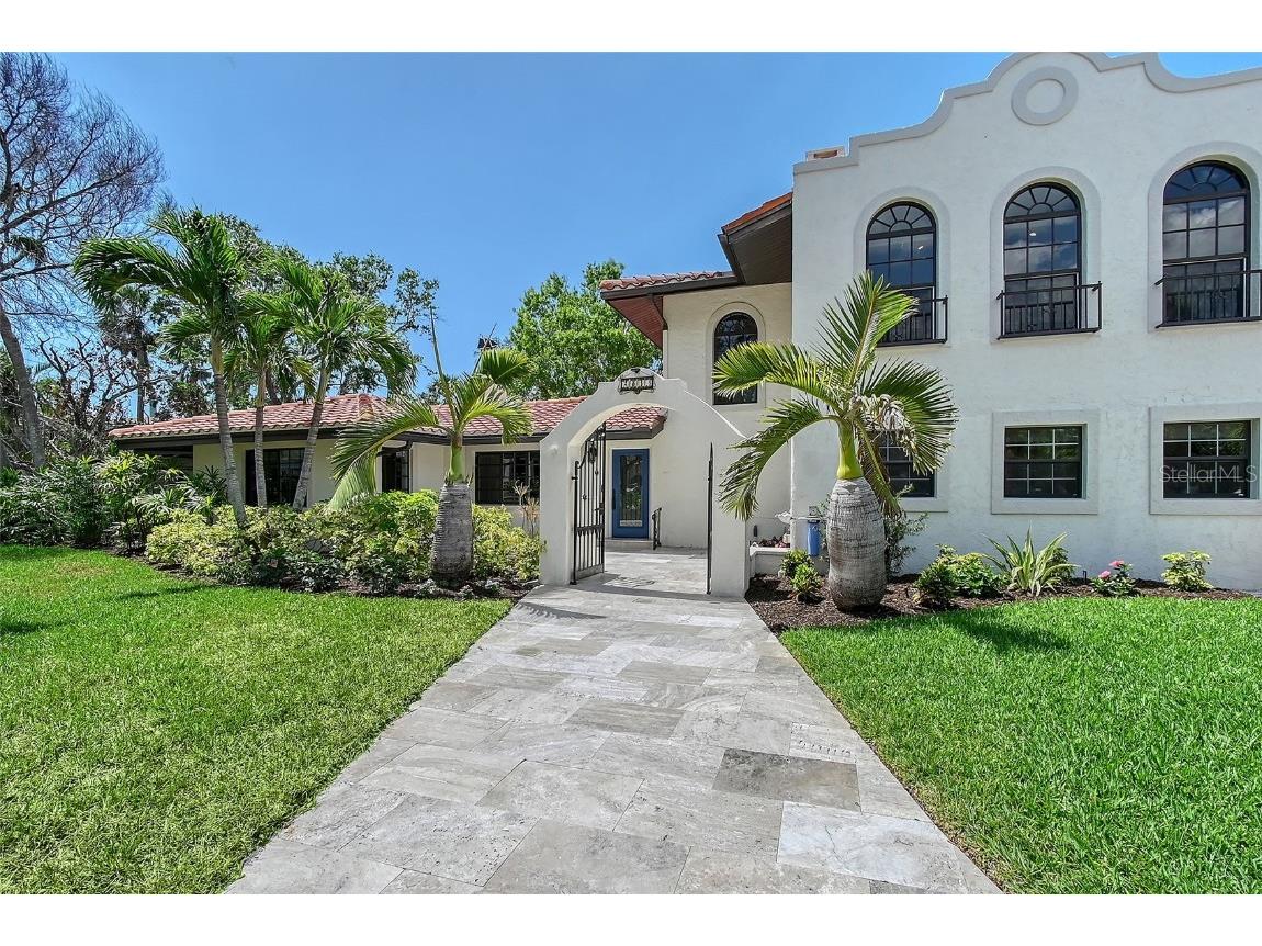 2833 Bay Shore Circle Sarasota FL 34234 A4648576 image4