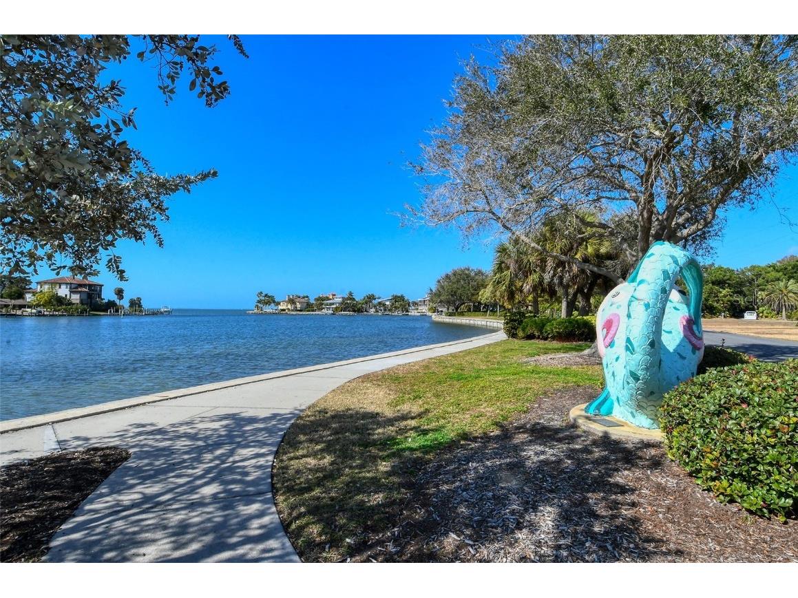 2833 Bay Shore Circle Sarasota FL 34234 A4648576 image47