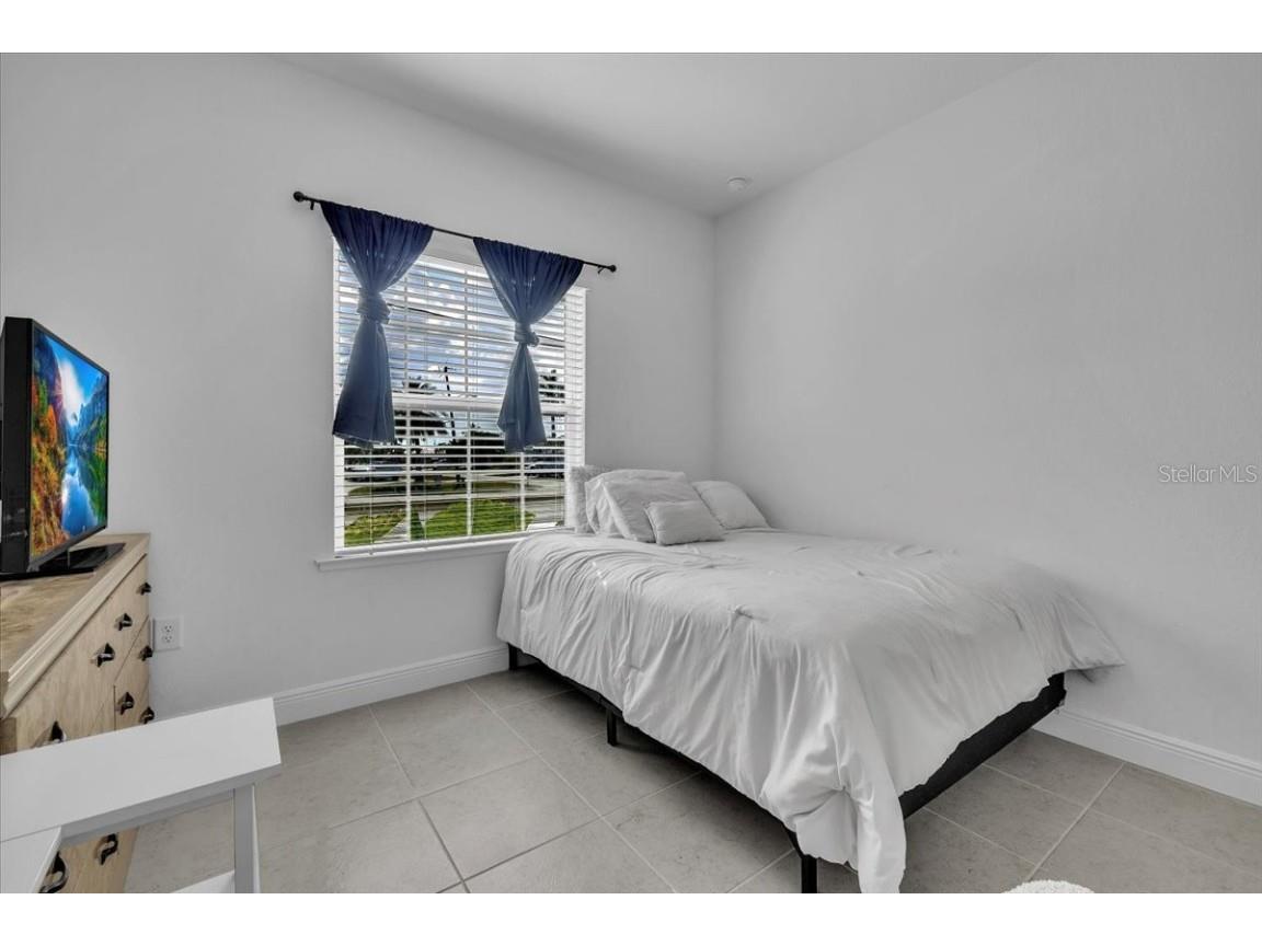 2833 Gleason Parkway Cape Coral FL 33914 C7518857 image30